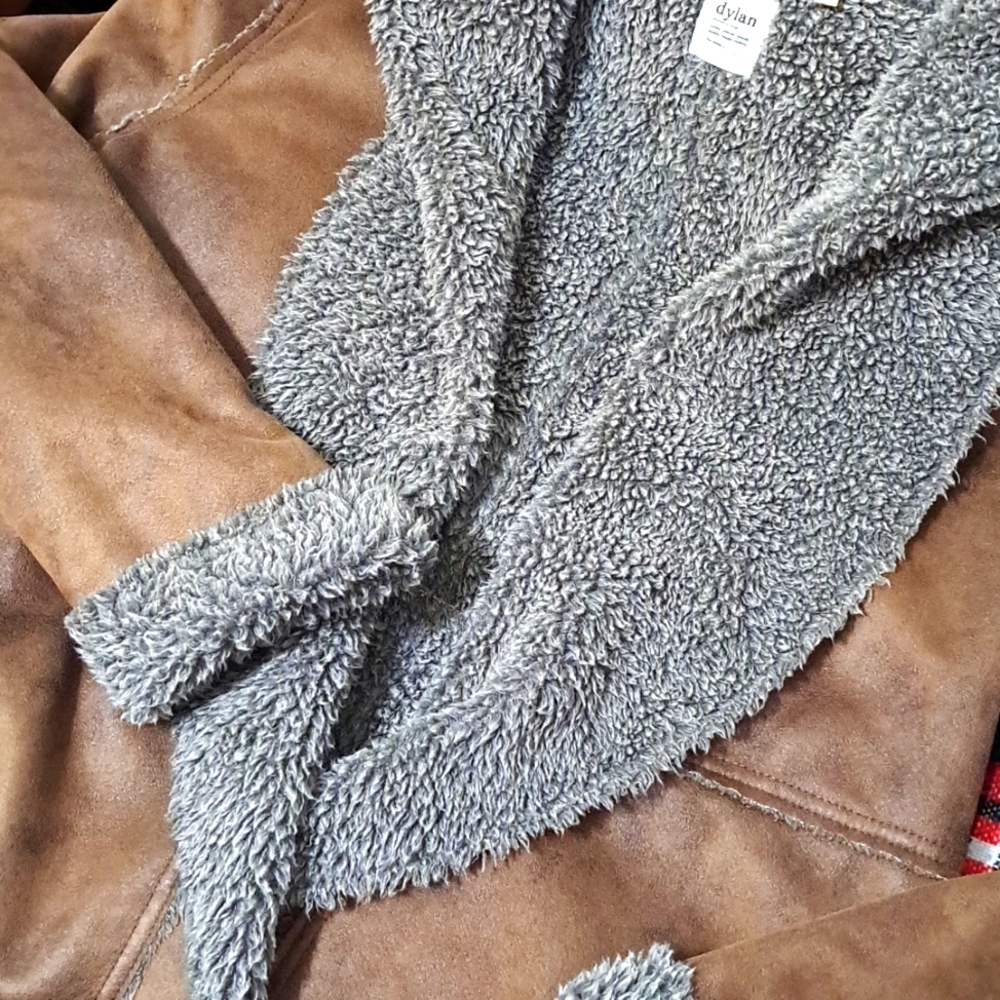 Dylan luxury fur lined casual cape coat L